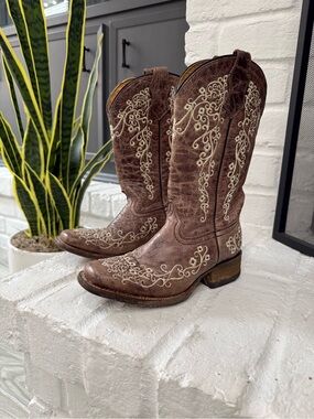 Corral Girls Boots!!